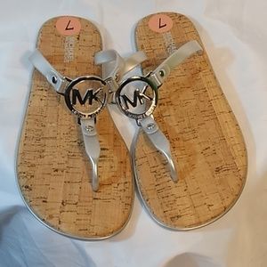 COPY - COPY - 😀flash sale   ♥️Michael Kors  flip